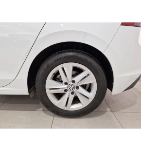 VW Golf Life 1.0 TSI thumbnail