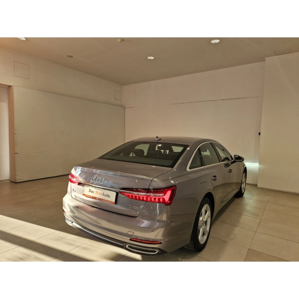 Audi A6 Sport 40 TDI