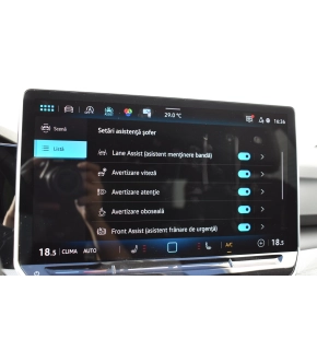 VW Noul Golf Style1.5 eTSI DSG mild hybTD thumbnail