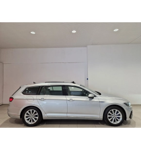VW Passat Variant GTE thumbnail