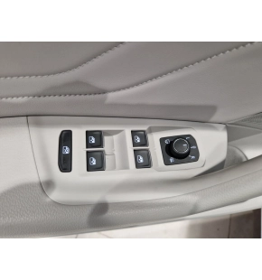 VW Passat Variant GTE thumbnail