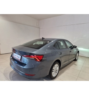 Škoda Octavia Ambition 2.0 TDI DSG thumbnail
