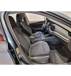 Škoda Octavia Ambition 2.0 TDI DSG thumbnail