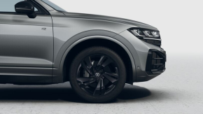 Noul Touareg R-Line V6 TDI thumbnail
