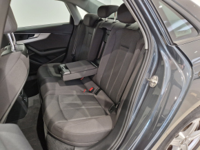 Audi A4 35 TDI thumbnail