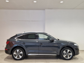 Audi Q5 SB Advanced 50 TFSI e quattro 299 CP thumbnail