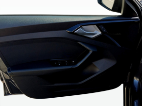 Audi A1 Sportback Advanced 30 TFSI thumbnail