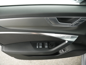 Audi A6 Sport 45 TDI quattro thumbnail