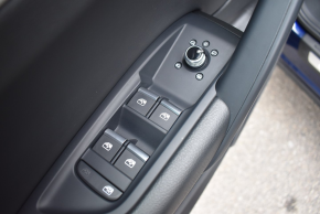 Audi Q5 S line 40 TDI quattro thumbnail