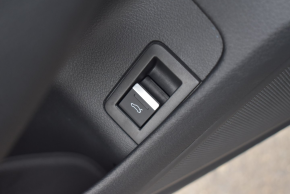 Audi A6 Design 40 TDI quattro thumbnail