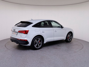 Audi Q5 Sportback 55 TFSI e quattro S line thumbnail