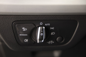 Audi Q5 Sportback 55 TFSI e quattro S line thumbnail