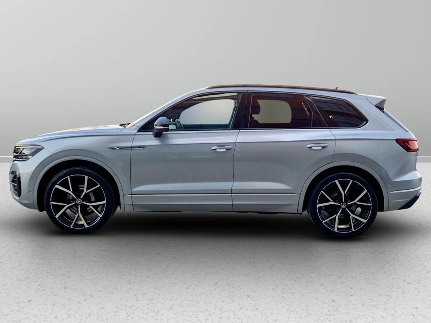 VW Touareg R-Style V6 TDI