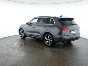 VW Touareg R-Style V6 TDI thumbnail