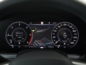 VW Touareg R-Style V6 TDI thumbnail