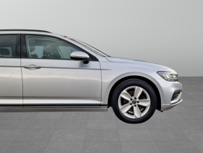 VW Passat Variant TDI SCR DSG thumbnail