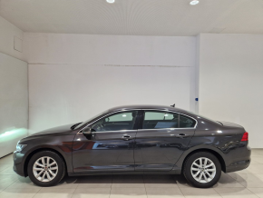VW Noul Passat Comfortline 2.0 TDI DSG thumbnail