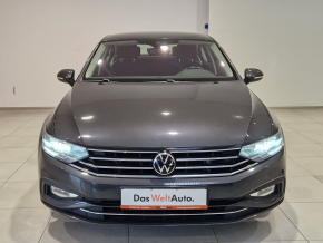 VW Noul Passat Comfortline 2.0 TDI DSG thumbnail
