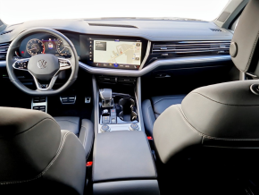 VW Touareg R-Style V6 TFSI thumbnail