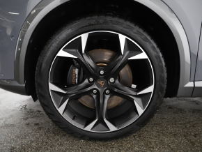 CUPRA Formentor VZ 2.0 TSI 4DRIVE thumbnail