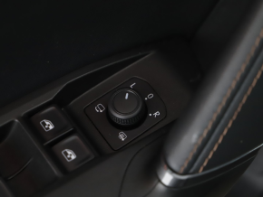 CUPRA Formentor VZ 2.0 TSI 4DRIVE thumbnail