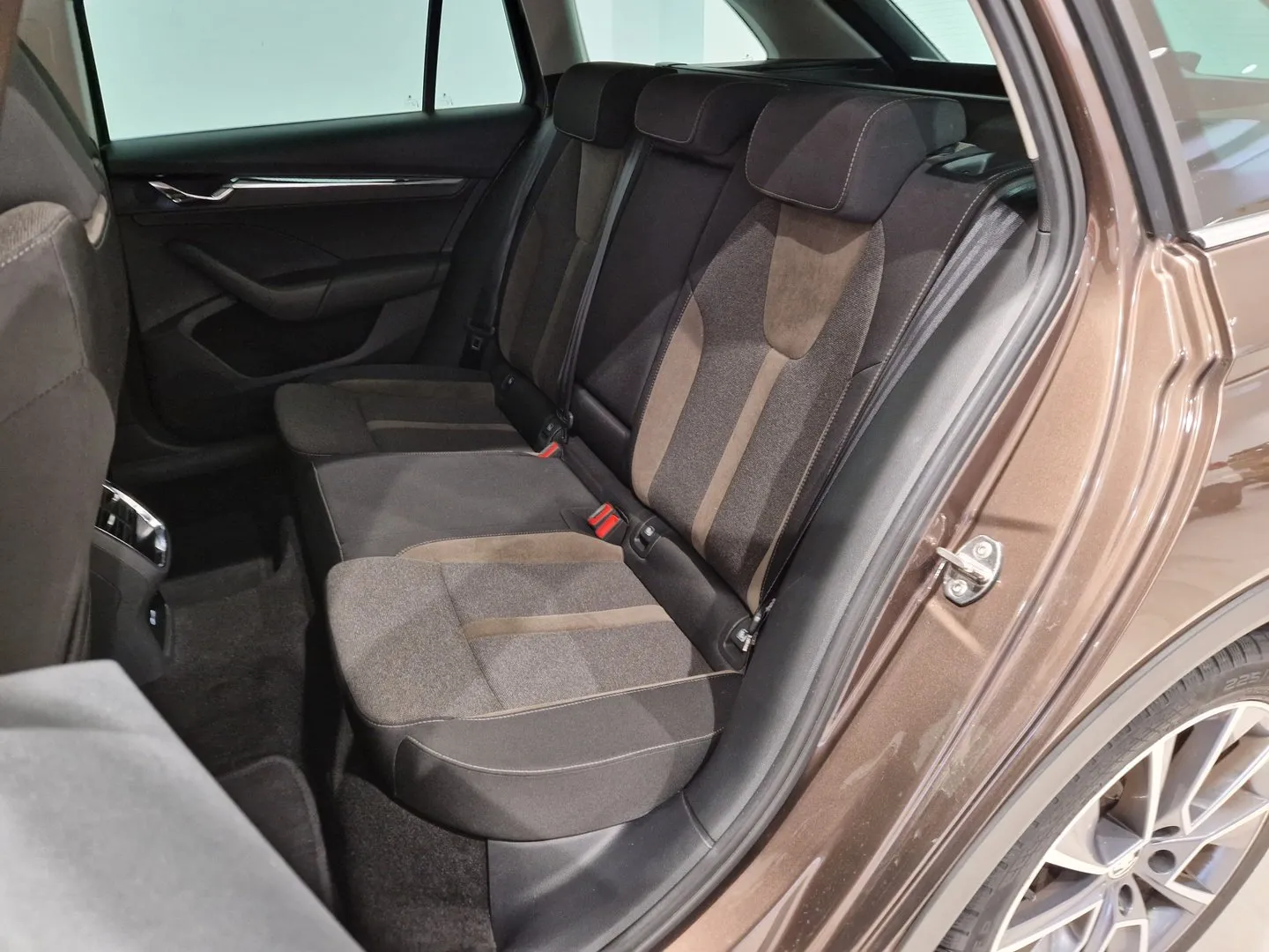 Škoda OCTAVIA COMBI SCOUT 2.0 TDI DSG 4x4