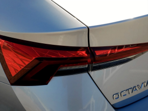 Škoda OCTAVIA AMBITION 1.5 TSI thumbnail