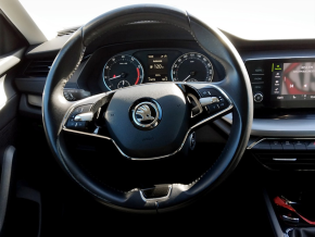 Škoda OCTAVIA AMBITION 1.5 TSI thumbnail