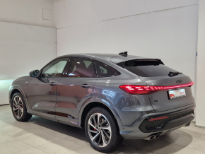Audi Q5 Sportback 40 TDI quattro thumbnail