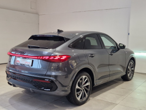 Audi Q5 Sportback 40 TDI quattro thumbnail