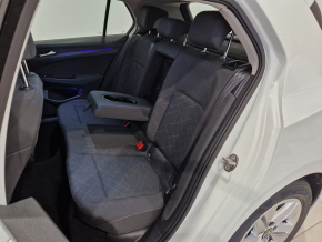 VW Noul Golf Life 1.5 eTSI ACT DSG mild hyb thumbnail