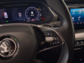 Škoda Octavia Ambition 2.0 TDI DSG thumbnail