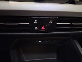 VW Noul Golf Life 1.0 TSI thumbnail
