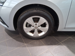 Škoda OCTAVIA AMBITION 1.5 TSI thumbnail