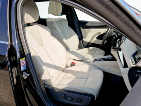 Škoda OCTAVIA Combi Premium TDI DSG thumbnail