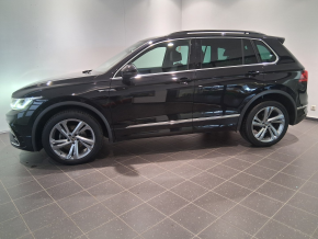 VW Noul Tiguan R-Line 2,0 TDI SCR DSG 4Mot thumbnail
