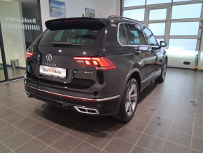 VW Noul Tiguan R-Line 2,0 TDI SCR DSG 4Mot thumbnail