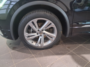 VW Noul Tiguan R-Line 2,0 TDI SCR DSG 4Mot thumbnail