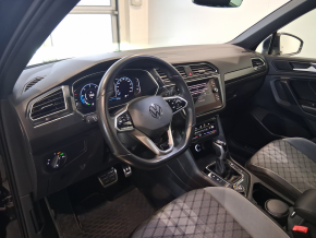 VW Noul Tiguan R-Line 2,0 TDI SCR DSG 4Mot thumbnail