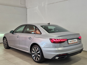 Audi A4 Advanced 40 TDI quattro thumbnail