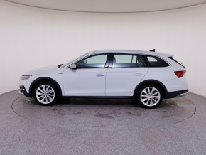 Škoda OCTAVIA COMBI SCOUT 2.0 TDI DSG 4x4 thumbnail