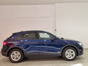 Audi Q3 40 TFSI quattro thumbnail