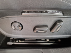 VW Noul Golf Style 2.0 TDI DSG thumbnail