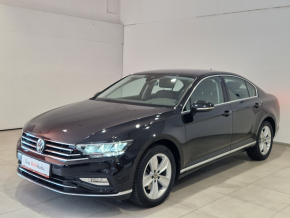 VW Noul Passat Highline 2.0 TDI DSG thumbnail
