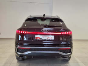 Audi Q5 Sportback 40 TFSI quattro thumbnail