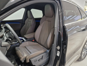 Audi Q5 Sportback 40 TFSI quattro thumbnail
