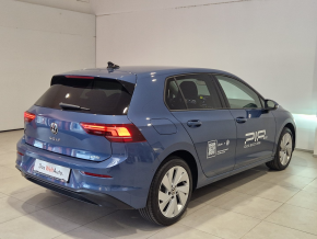 VW Golf Life 1.5 eTSI DSG ACT mild hyb TD thumbnail