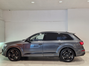 Audi Q7 PI S line 55 TFSI quattro thumbnail