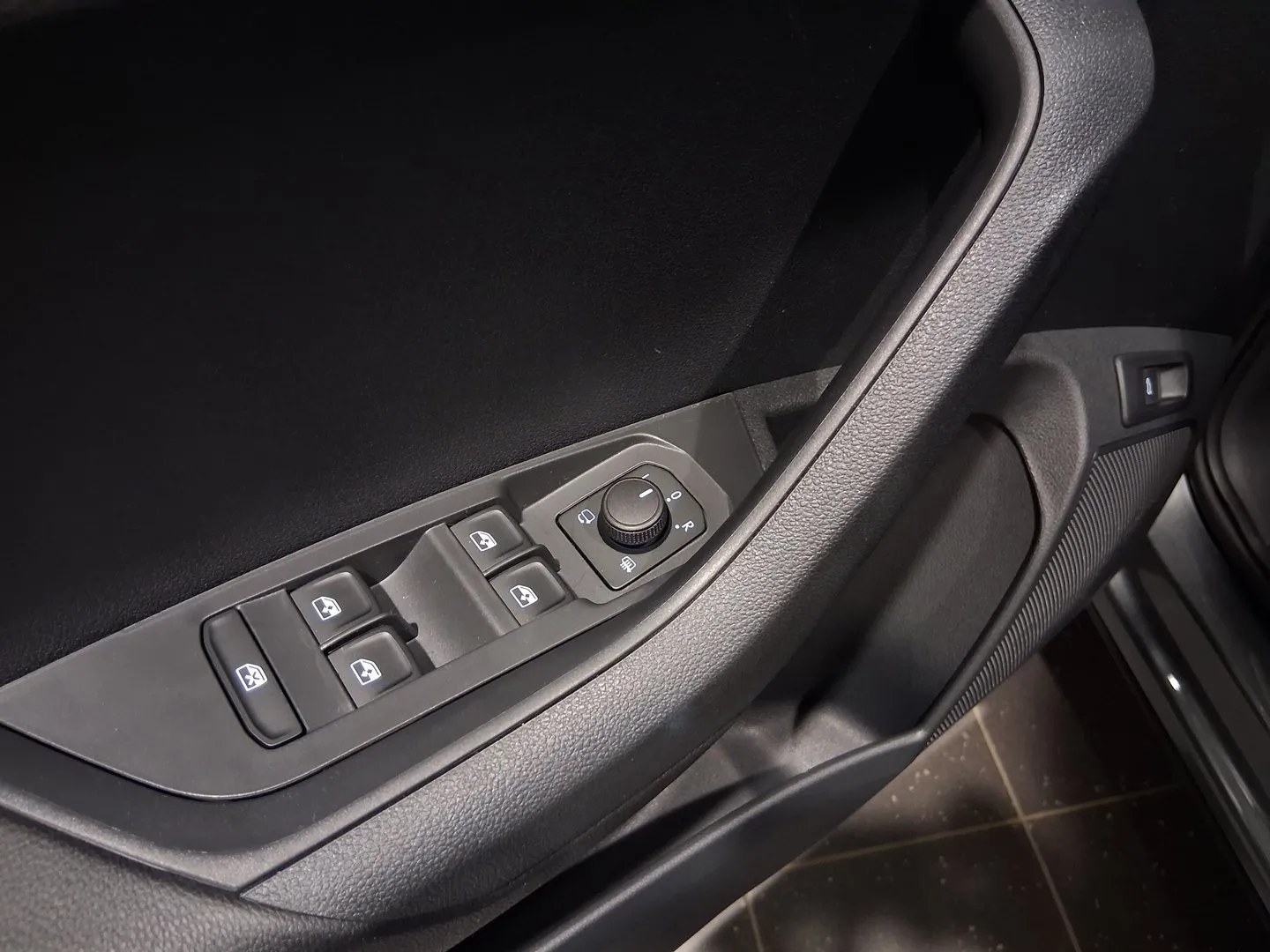 Škoda Karoq Selection 1.5 TSI DSG