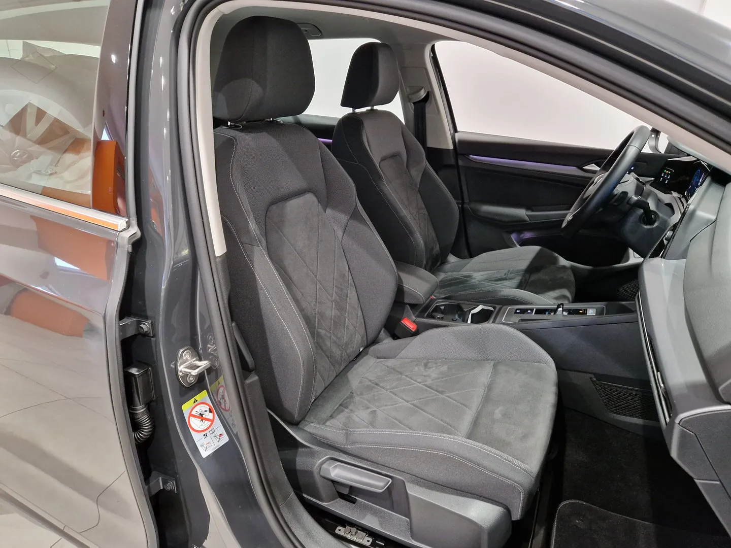 VW Golf Style TSI DSG mHeV
